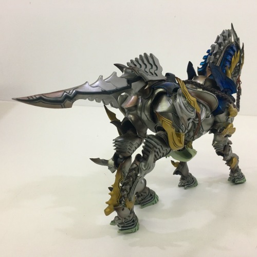 楽天市場】【中古】 hi◇67 魔戒可動 魔導馬 ギンガ 牙狼 GARO ガロ