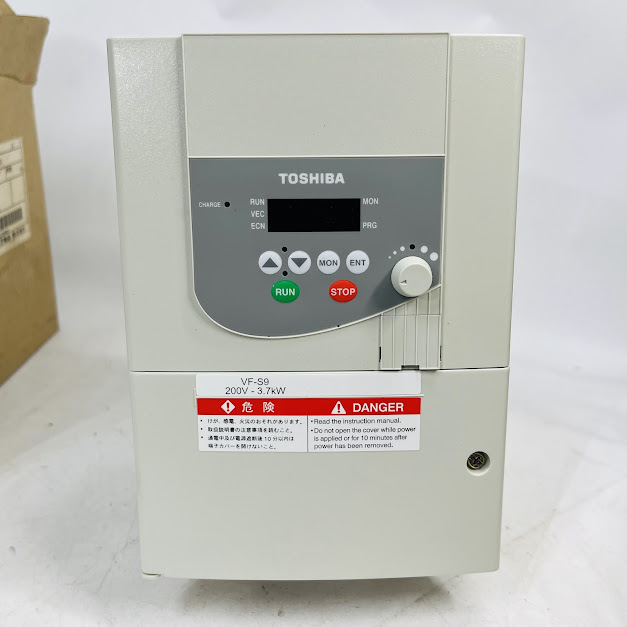 楽天市場】【未使用】東芝インバーター VFS9-2037 200V 3.7kw