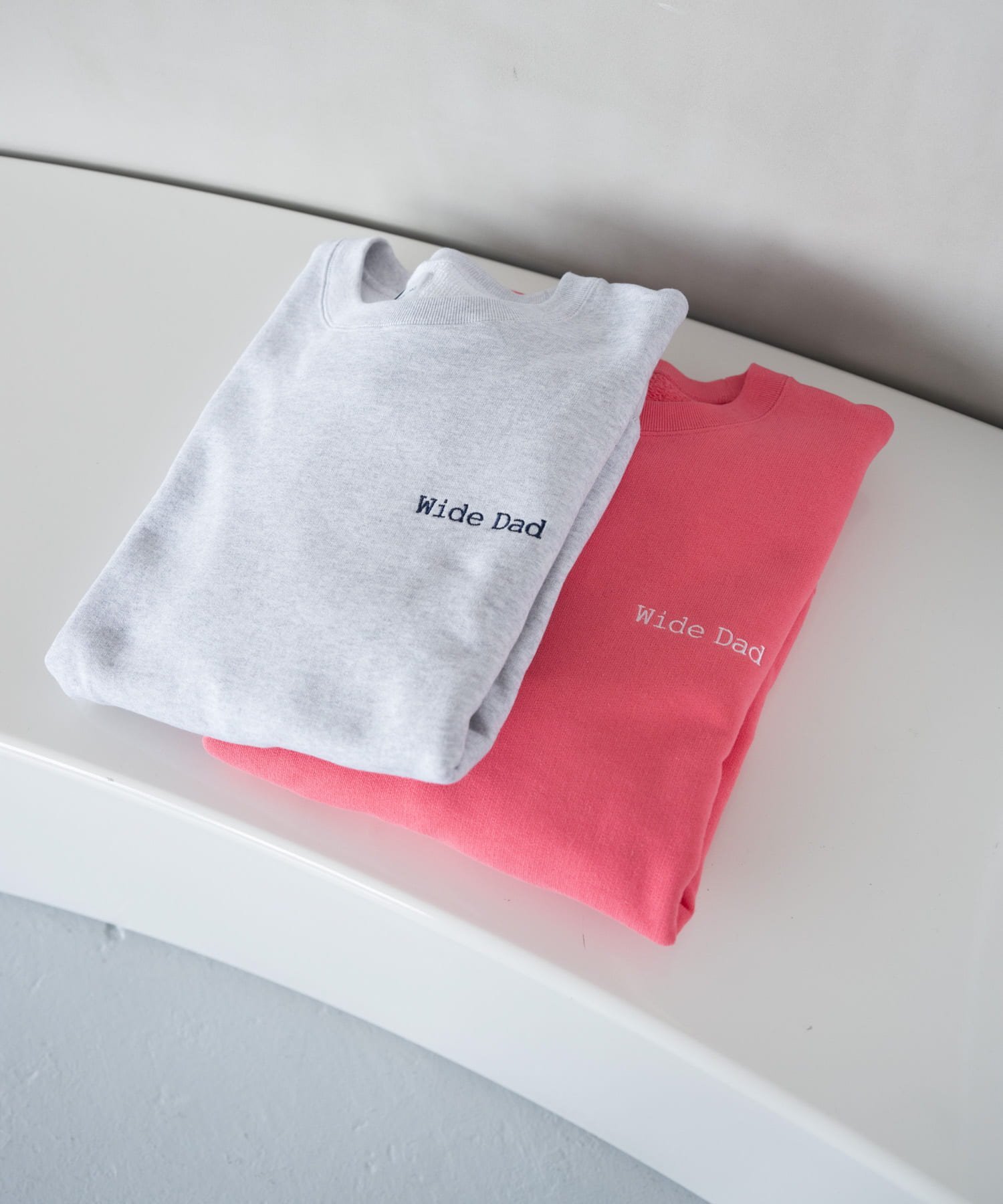 URBAN RESEARCH｜Wide Dad SUPER WIDE SWEAT CREW-NECK | Rakuten