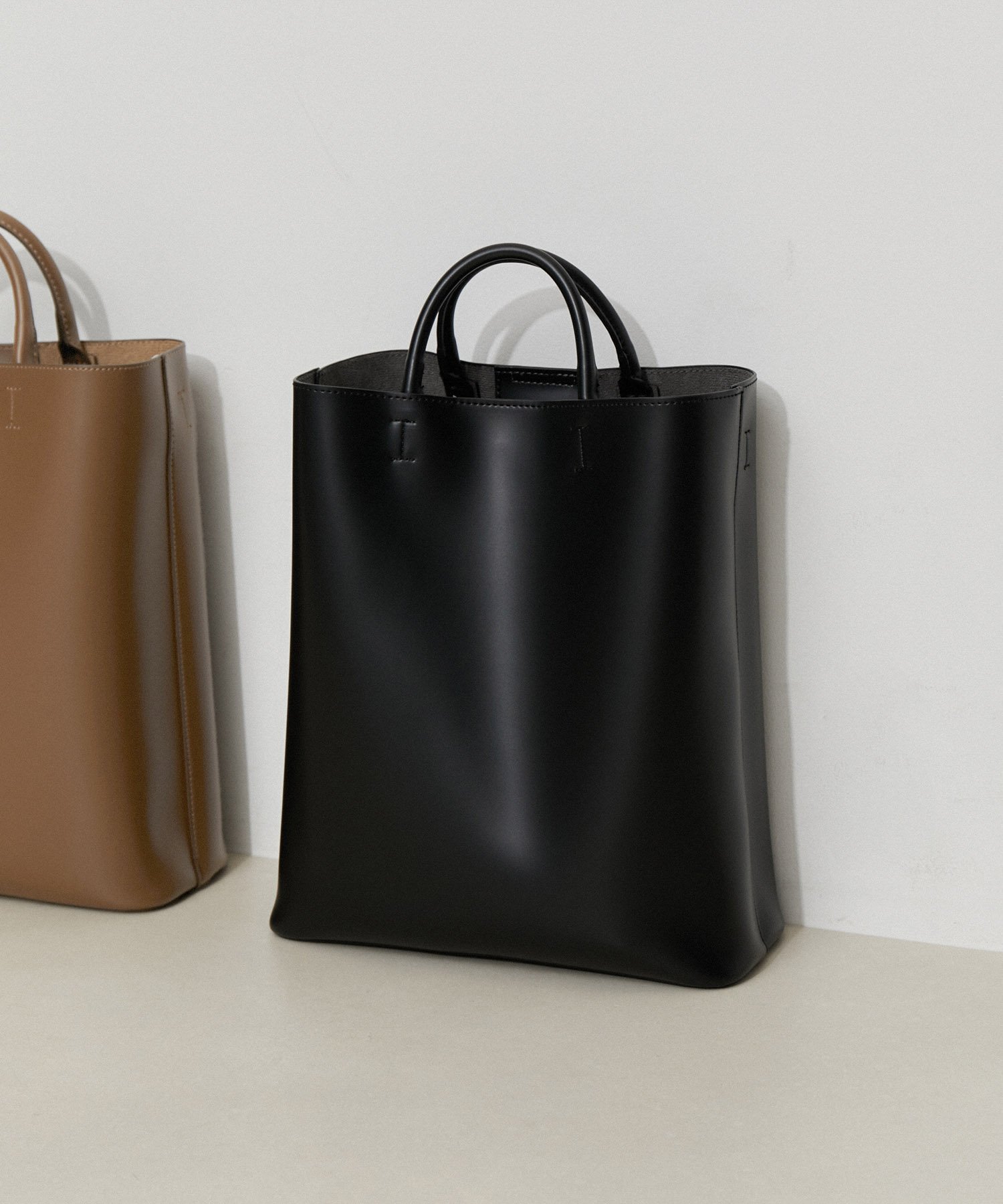 ADAM ET ROPE'｜【A4・PC対応】【一部WEB限定カラー】ダブルポケット