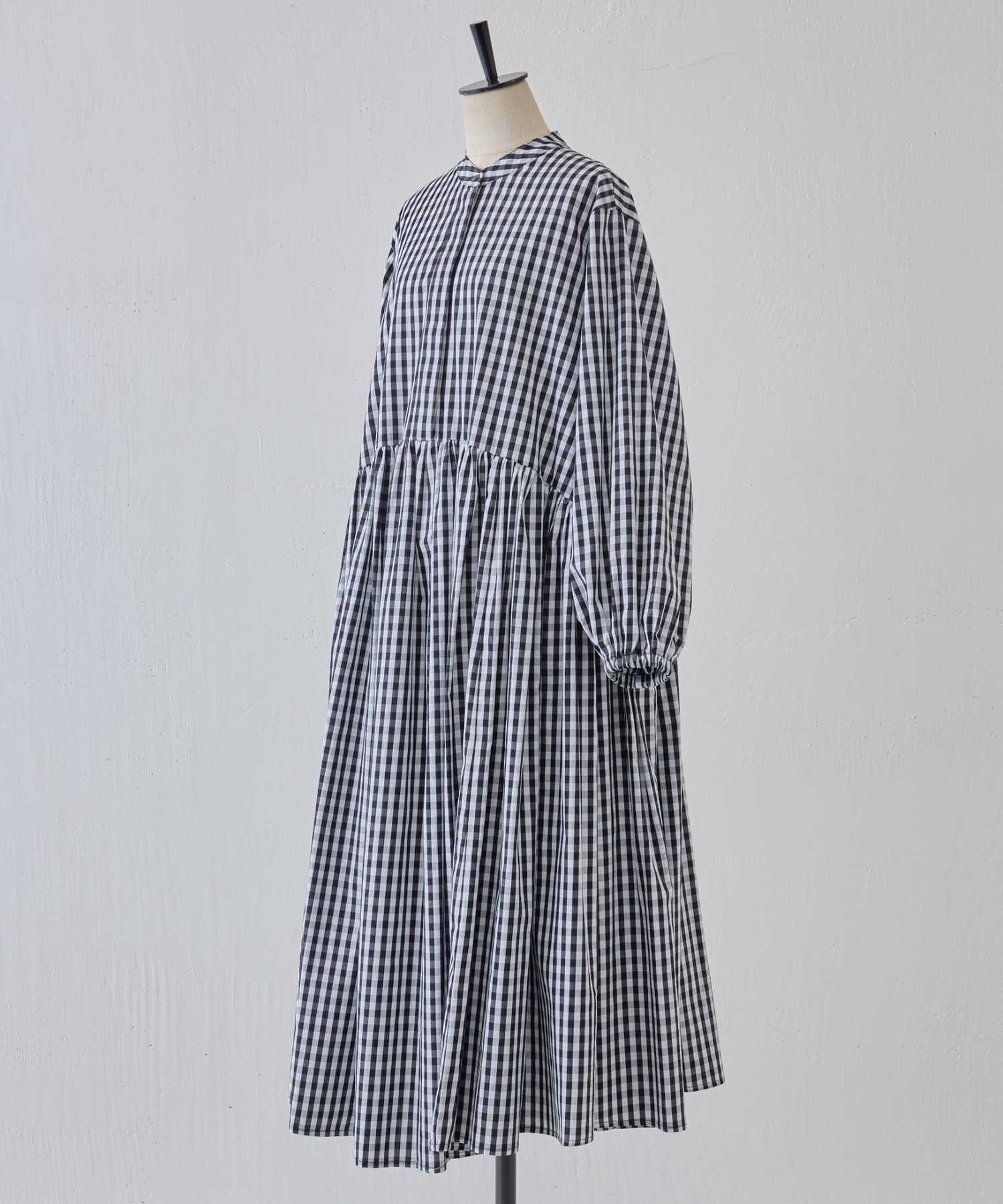 BEARDSLEY｜先染めギャザーワンピース | Rakuten Fashion(楽天