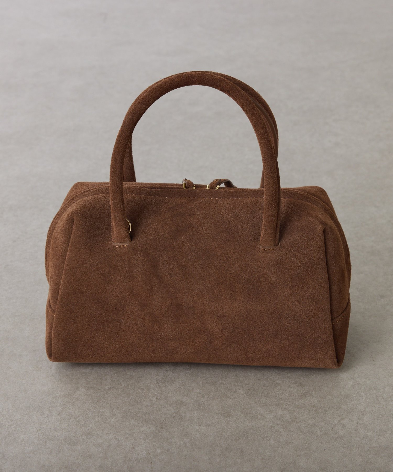 COLLAGE GALLARDAGALANTE｜【500mlペットボトル収納可/牛革】レザー