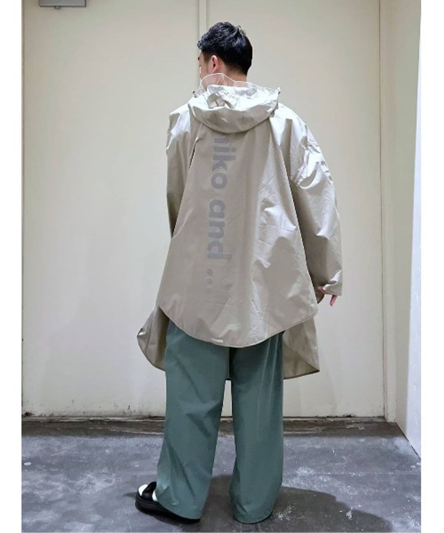 niko and ｜オリジナルニコロゴ自転車レインポンチョ | Rakuten