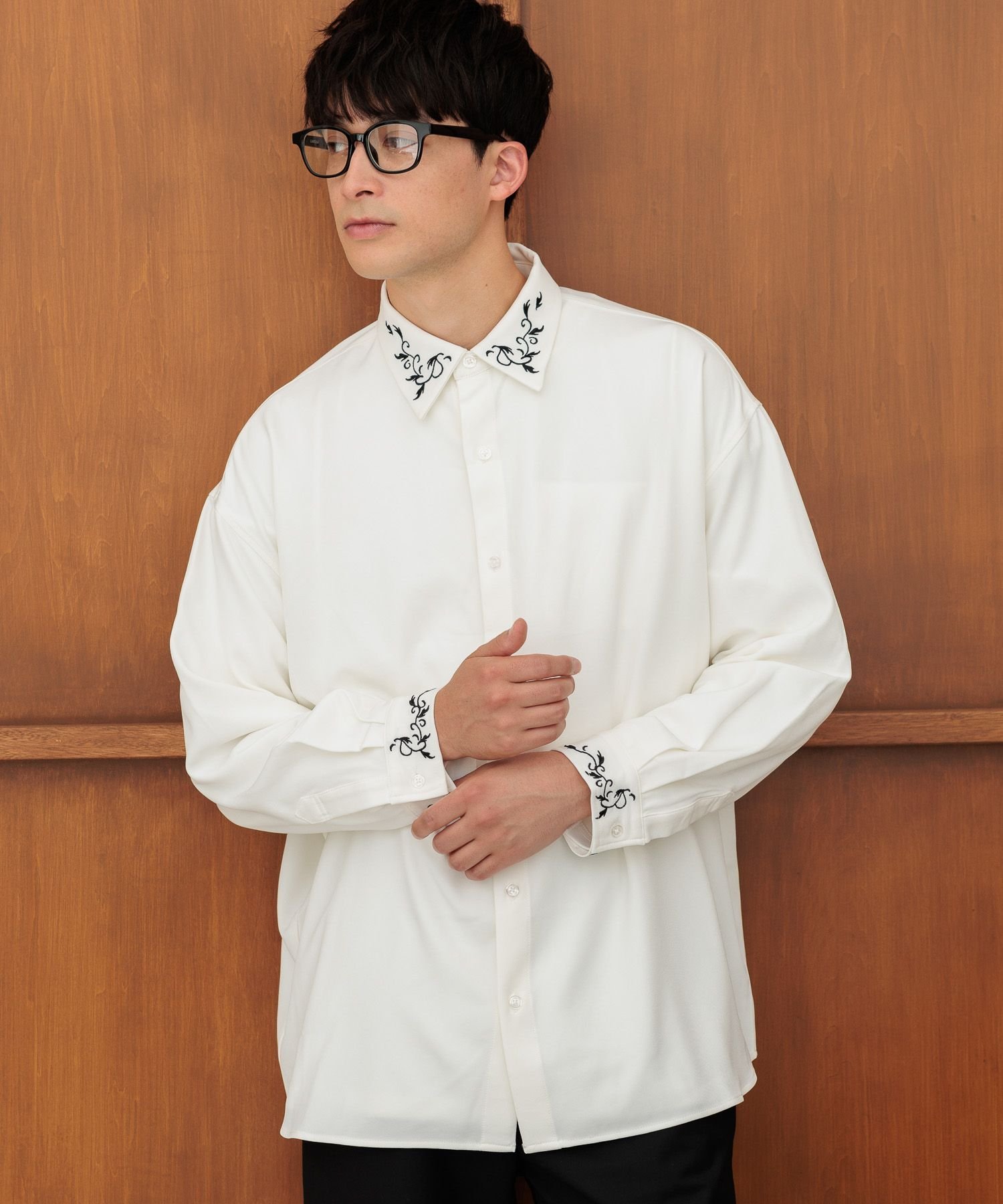 LAKOLE｜襟カフス刺繍長袖シャツ | Rakuten Fashion(楽天ファッション