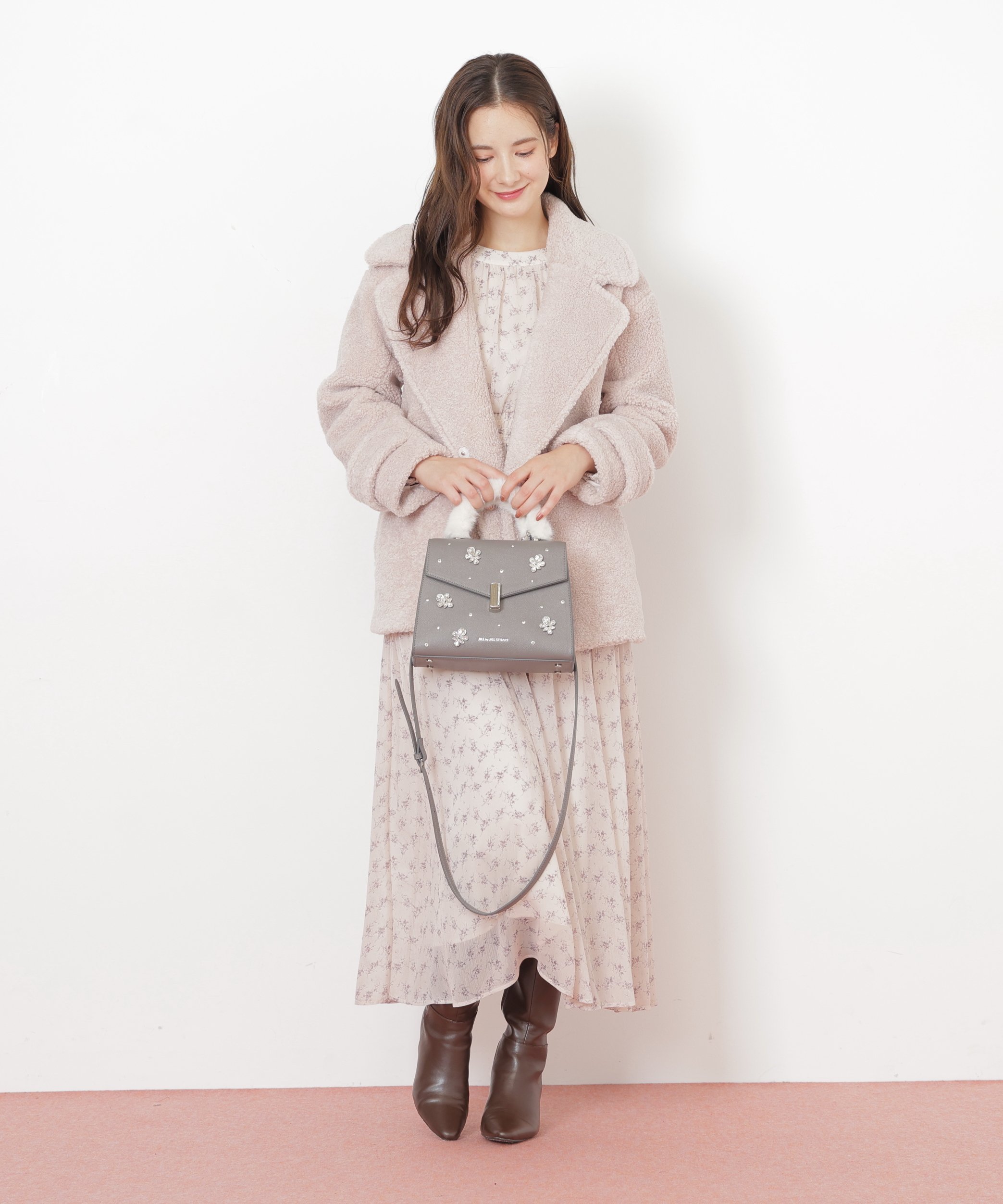 JILL by JILL STUART｜ランダムビジューファーハンドルバッグ