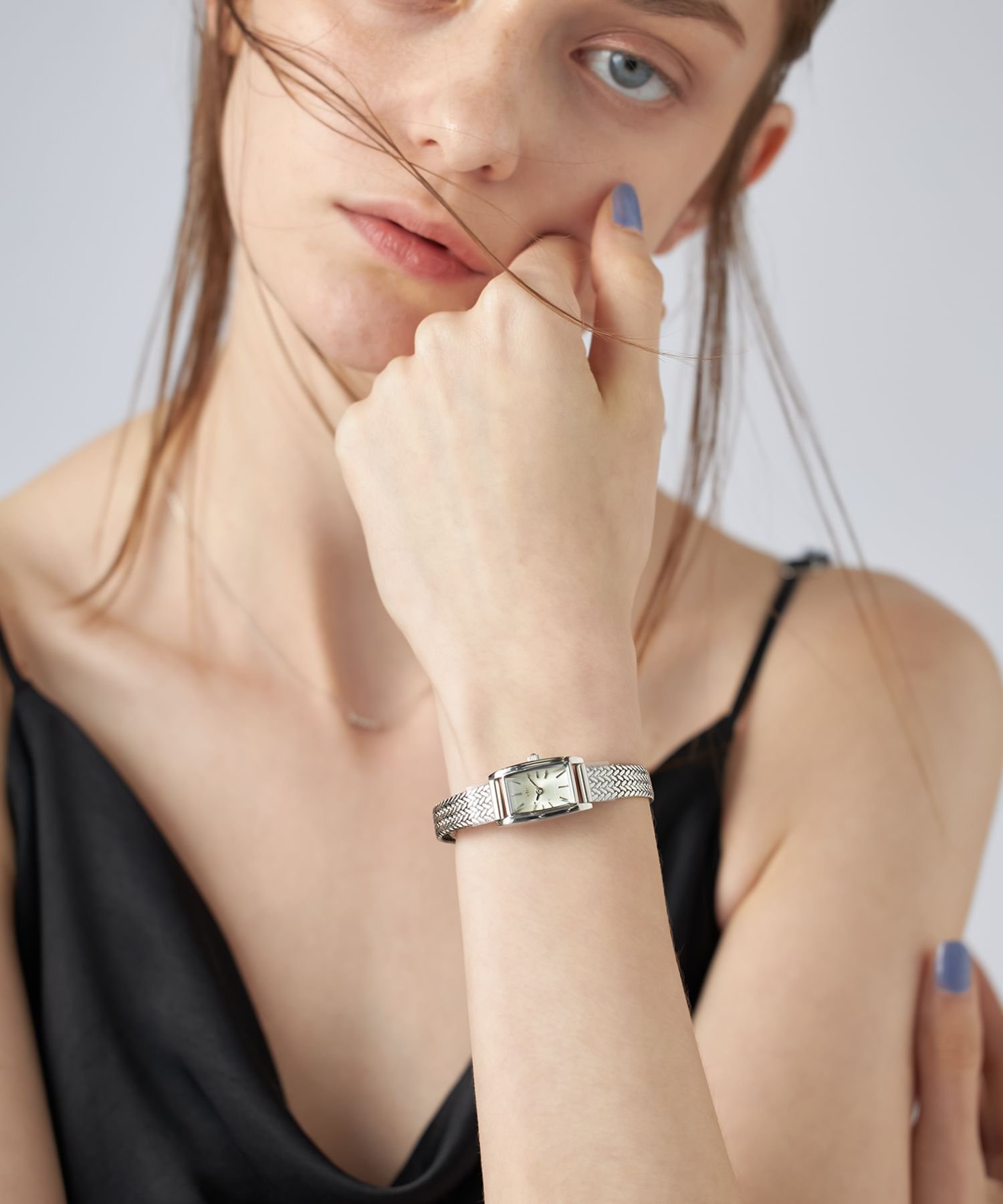 ete｜ダイヤモンド レクタングルフェイス メッシュベルト ウォッチ