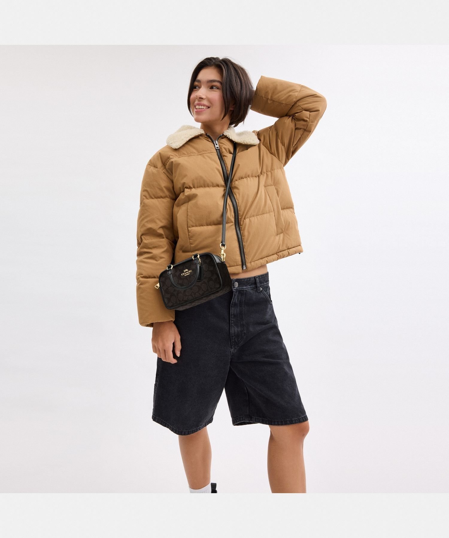 COACH OUTLET｜【公式】サッチェル クロスボディ バッグ・シグネチャー