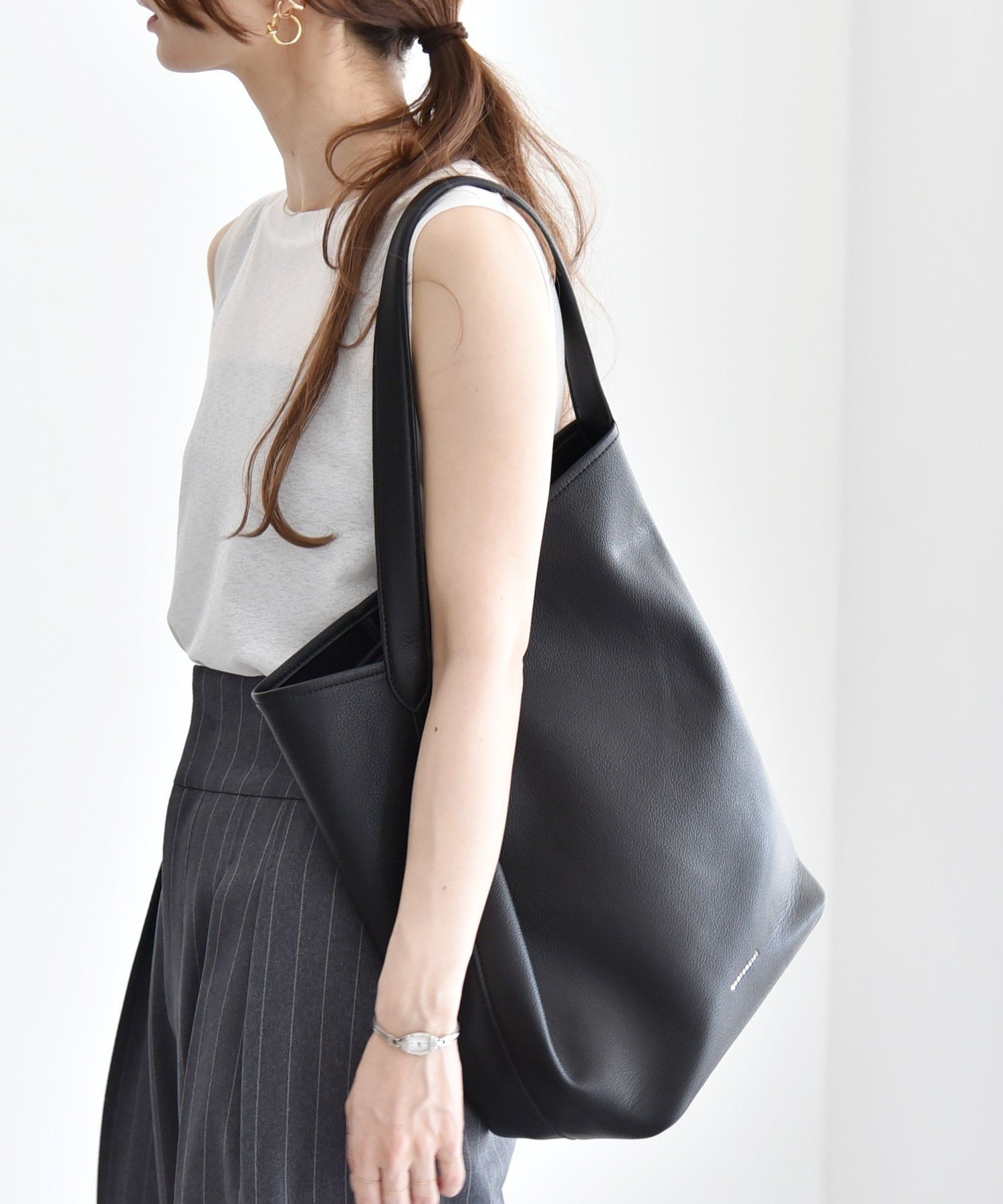 SHIPS｜quaranciel: ワンハンドル バケツ トート バッグ(A4対応