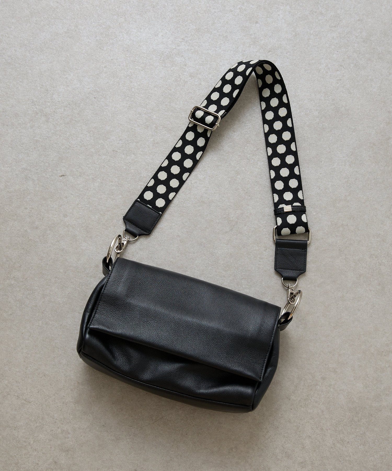 BEARDSLEY｜ショルダーベルト(ドット) | Rakuten Fashion(楽天