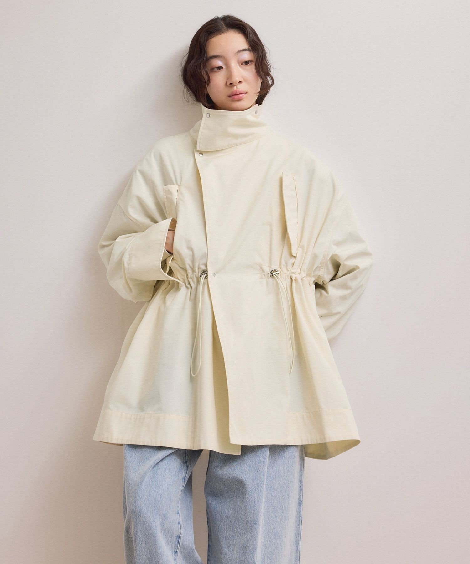 ADAM ET ROPE'｜【WEB限定】スタンドカラーハーフモッズコート