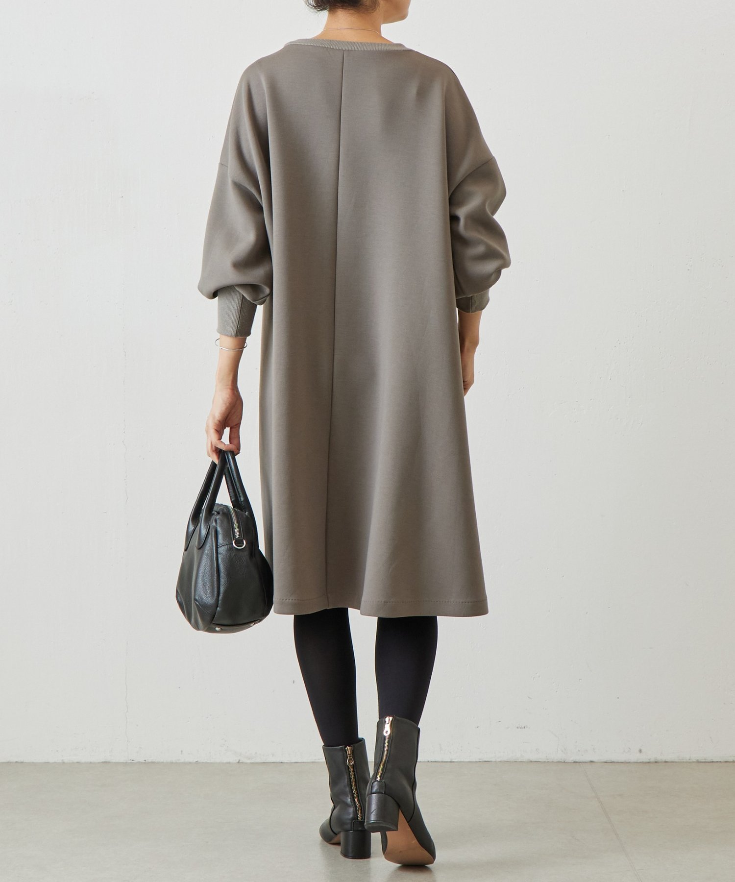 BEARDSLEY｜袖パフダンボールワンピース | Rakuten Fashion(楽天