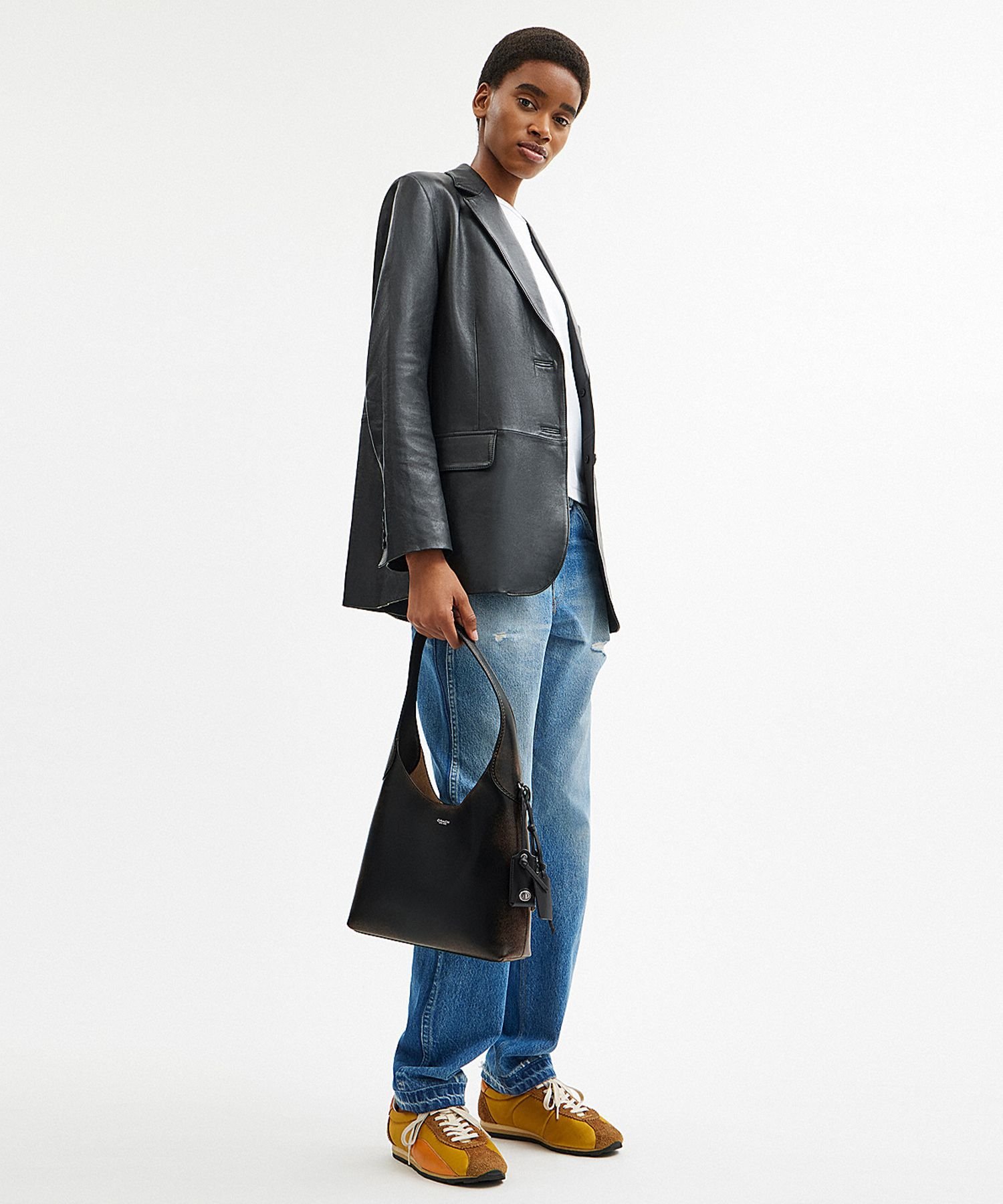 COACH｜【公式】ブルックリン ショルダー バッグ 28・ラブド レザー