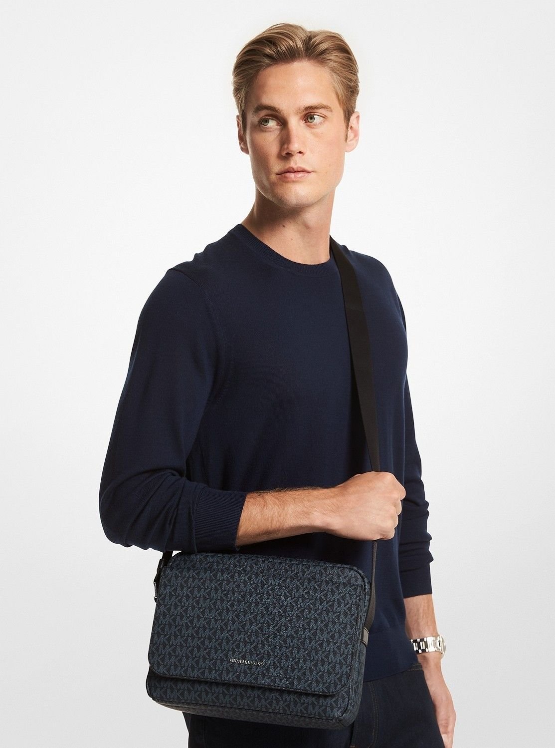 MICHAEL KORS｜COOPER フラップ カメラバッグ - MKシグネチャー