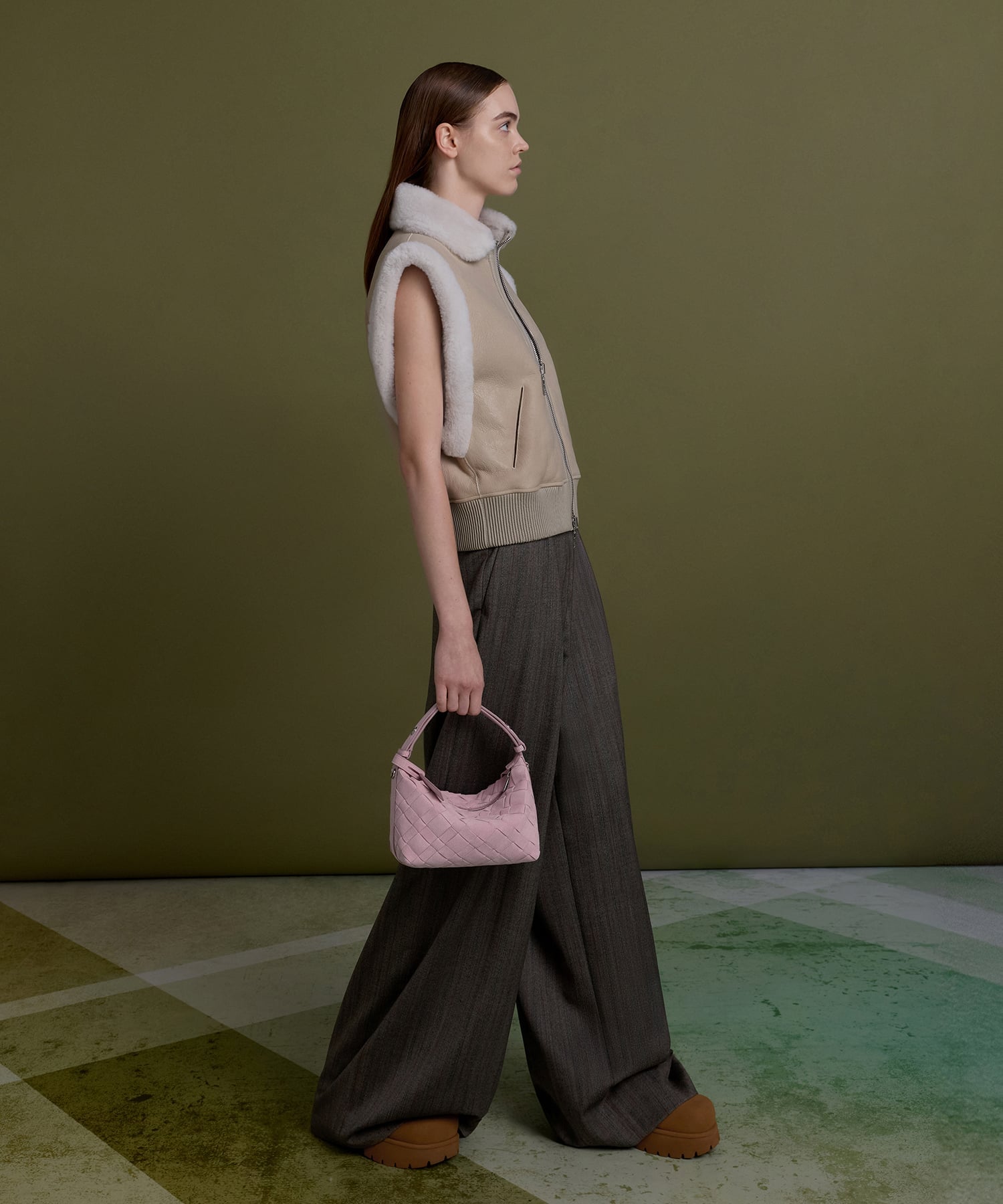 CHARLES & KEITH｜Ivette イヴェット スエードウーブンショルダー