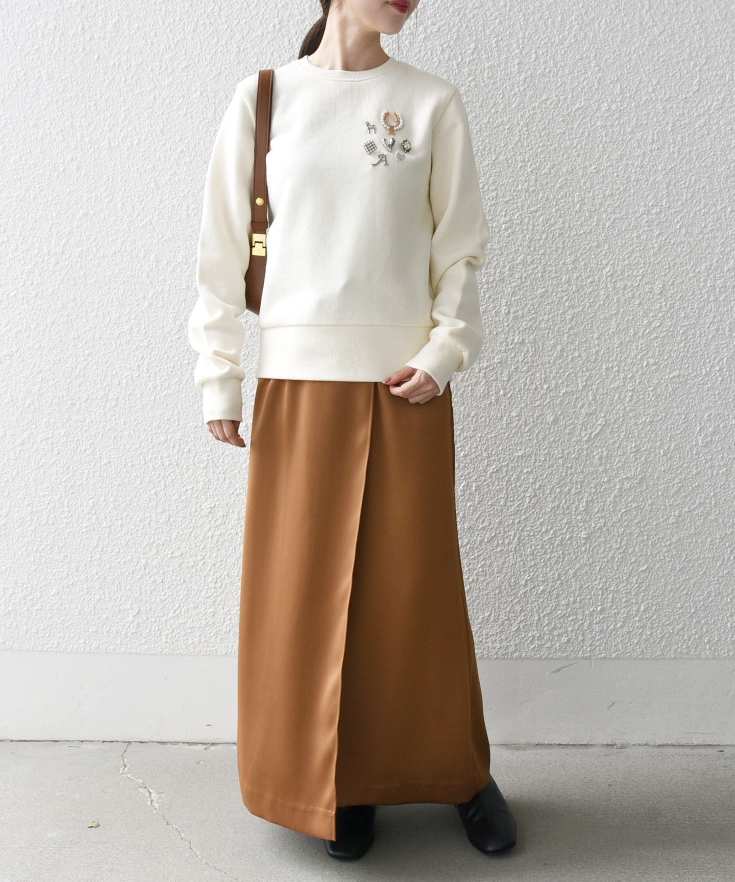 新品未使用　タグ付きビジュー クルーネックプルオーバー SHIPS SHIPS any トレーナー スウェット any:「手洗い可能」裏起毛 ビジュー