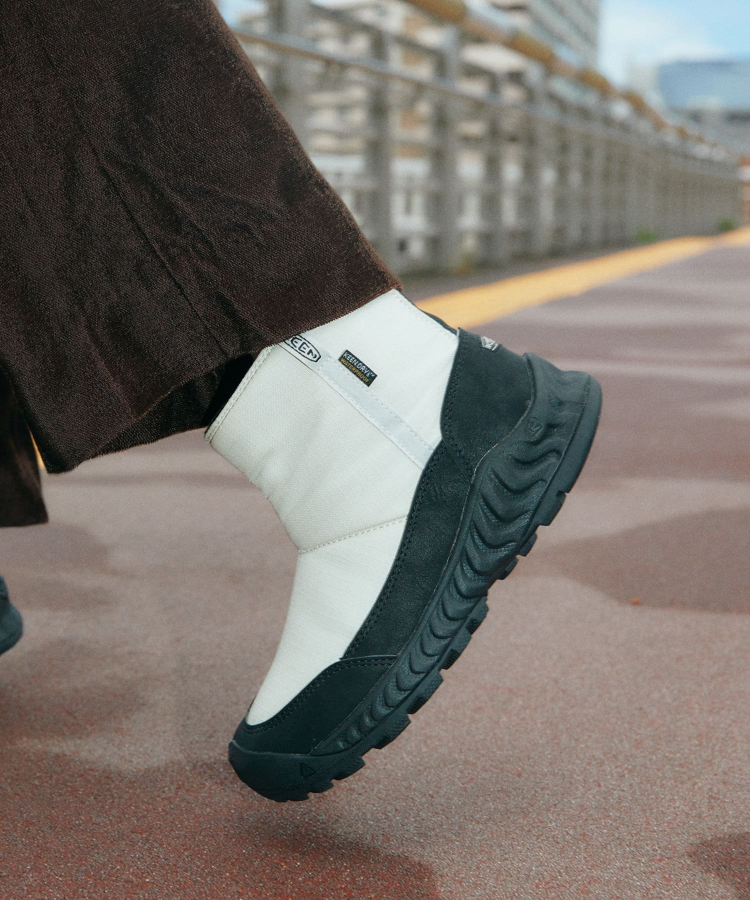 KEEN｜WOMEN HOOD NXIS PULL ON WP レディース フッドネクシス