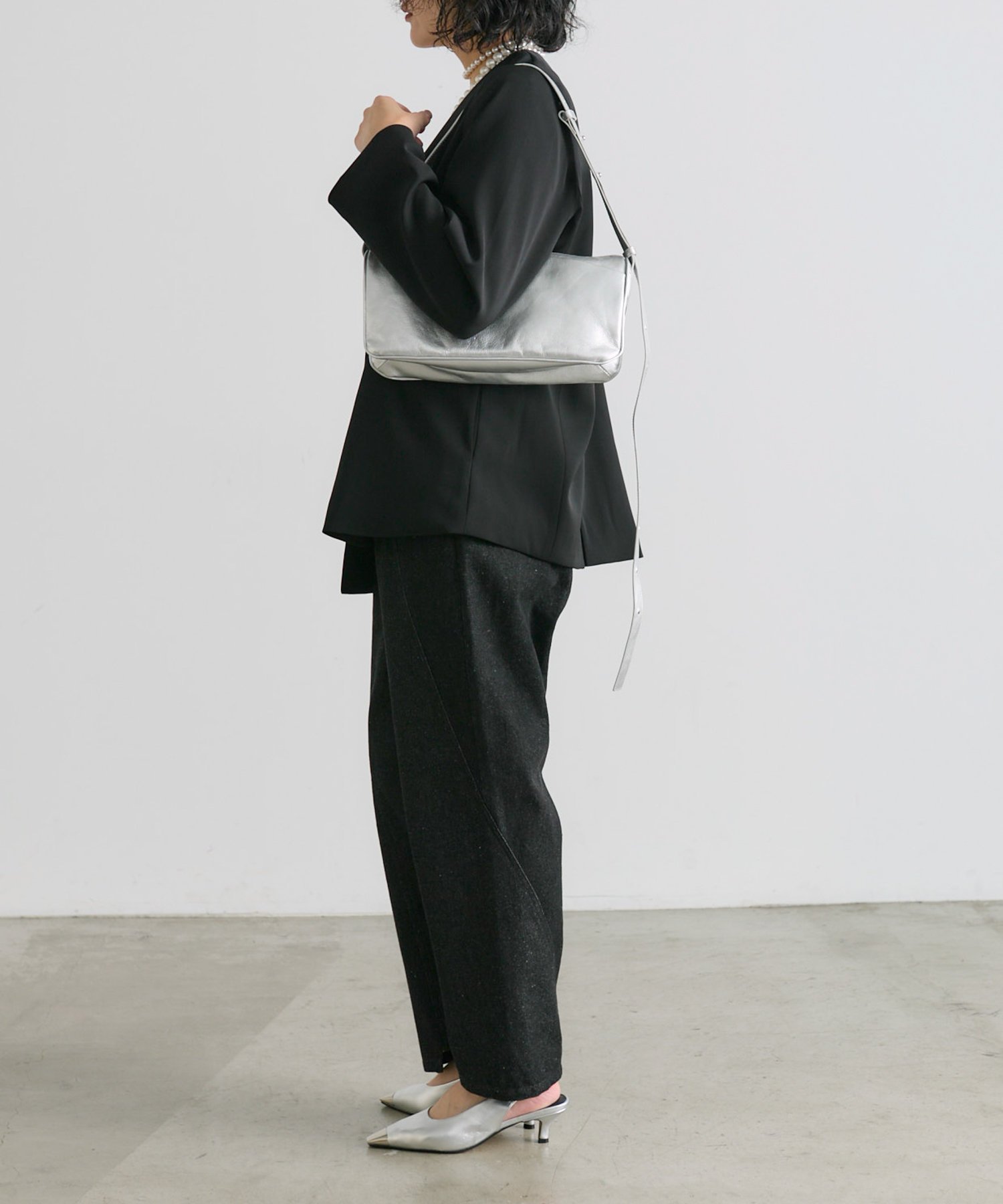 ear PAPILLONNER｜《本革/超軽量280g/全骨格◎》ミニスワローマチ