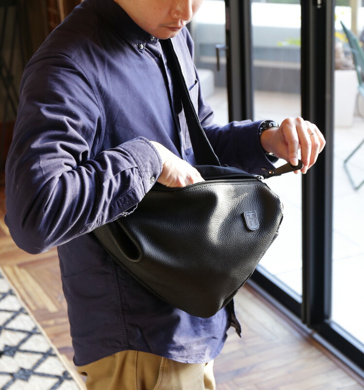 楽天市場】ショルダーバッグ メンズ スリングバッグ HALEINE