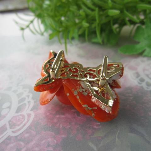 楽天市場】日本 高知産赤珊瑚 薔薇の花 帯留め K18 帯 着物 和装小物