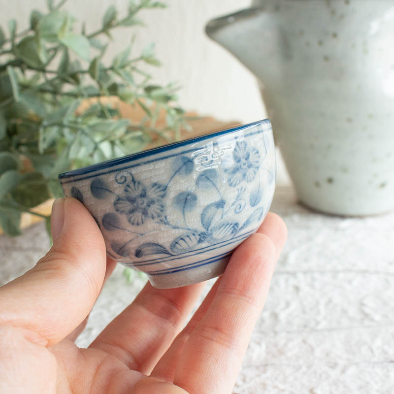 楽天市場】【アウトレット】藍染め 小花唐草 盃 / 日本酒 酒 おちょこ