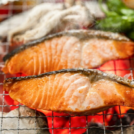 楽天市場】天然 紅鮭 塩鮭 汐鮭 切り身 8枚(2切×4パック) 1切約80g×8枚