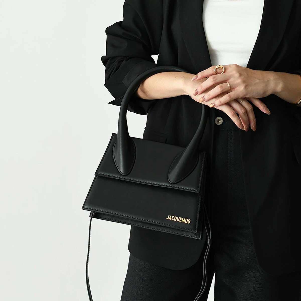 楽天市場】JACQUEMUS ジャックムス バッグ LE GRAND CHIQUITO 213BA003