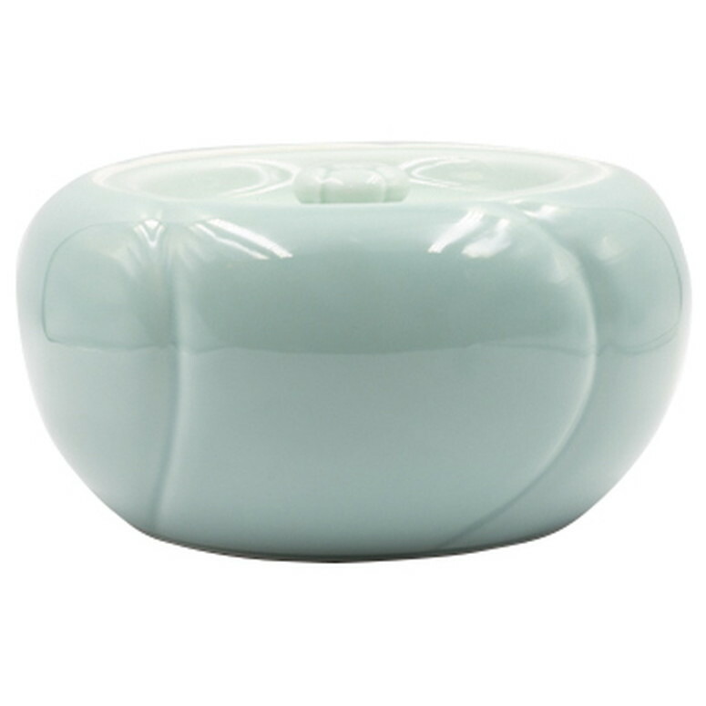 楽天市場】薄口捻梅青磁水指（良也作） 木箱入り [21×10cm 1310g