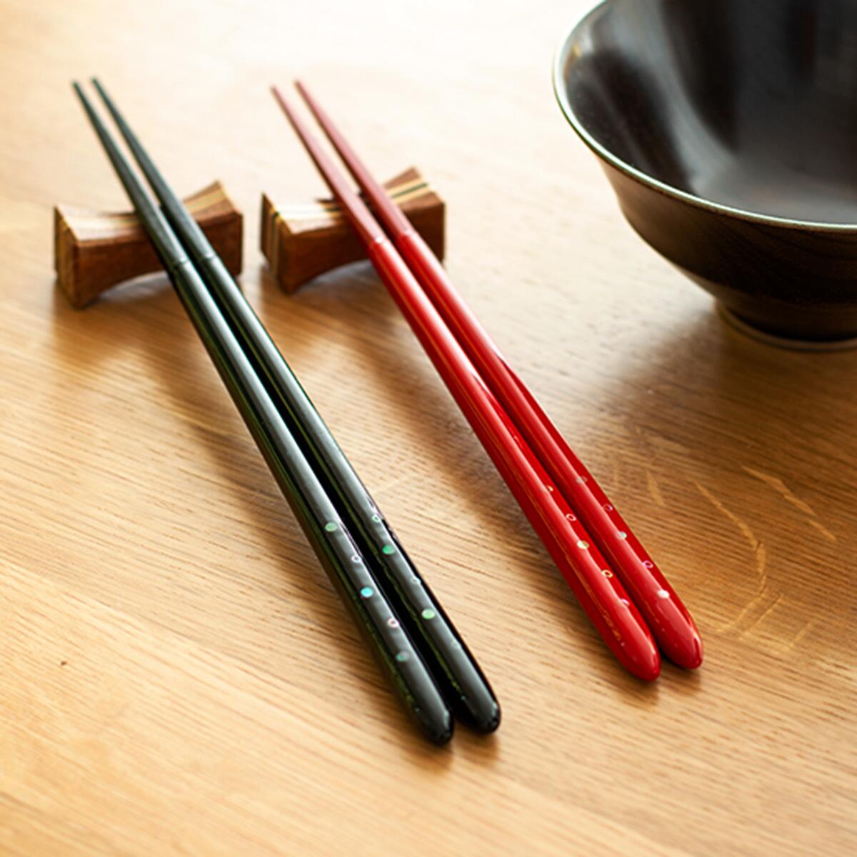 楽天市場】若狭塗 箸 螺鈿 海のしずく 黒/赤/ペア 名入れあり/名入れ