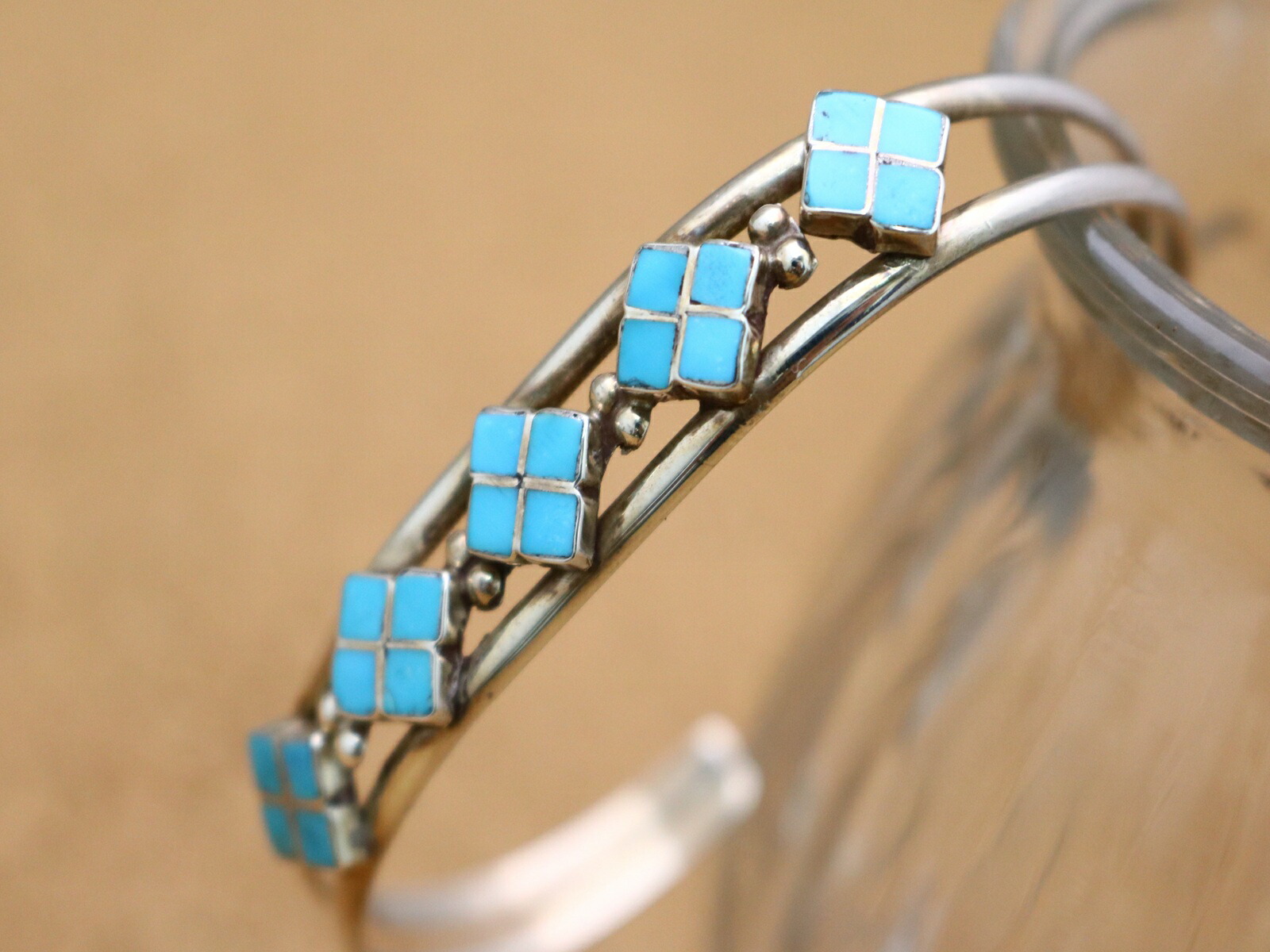 楽天市場】インディアンジュエリー ズニ族 ターコイズ バングル