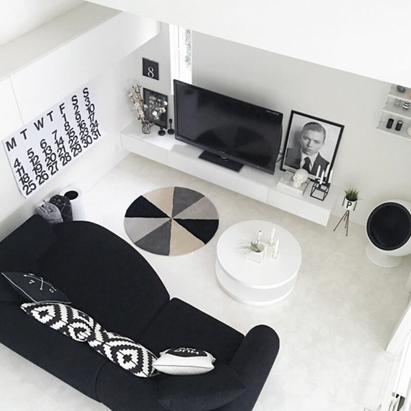 美品 NAVA MAX365 壁掛けカレンダー 海外インテリア モノトーン 美品