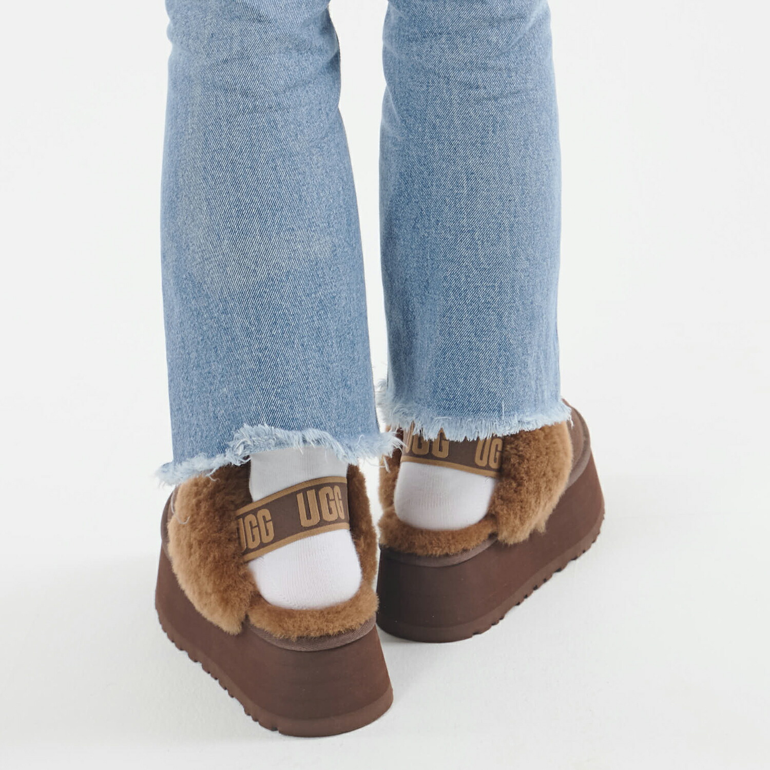 楽天市場】UGG アグ サンダル ファー ファンケット レディース 厚底