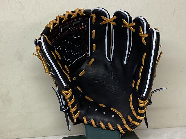 楽天市場】Mago マーゴ 硬式内野手 用グラブ町田友潤モデル 二塁手専用