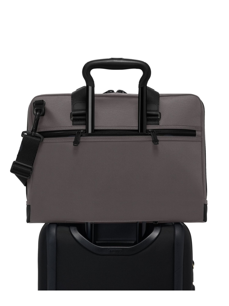 楽天市場】【SALE／25%OFF】【公式店】ALPHA BRAVO 「アカデミー