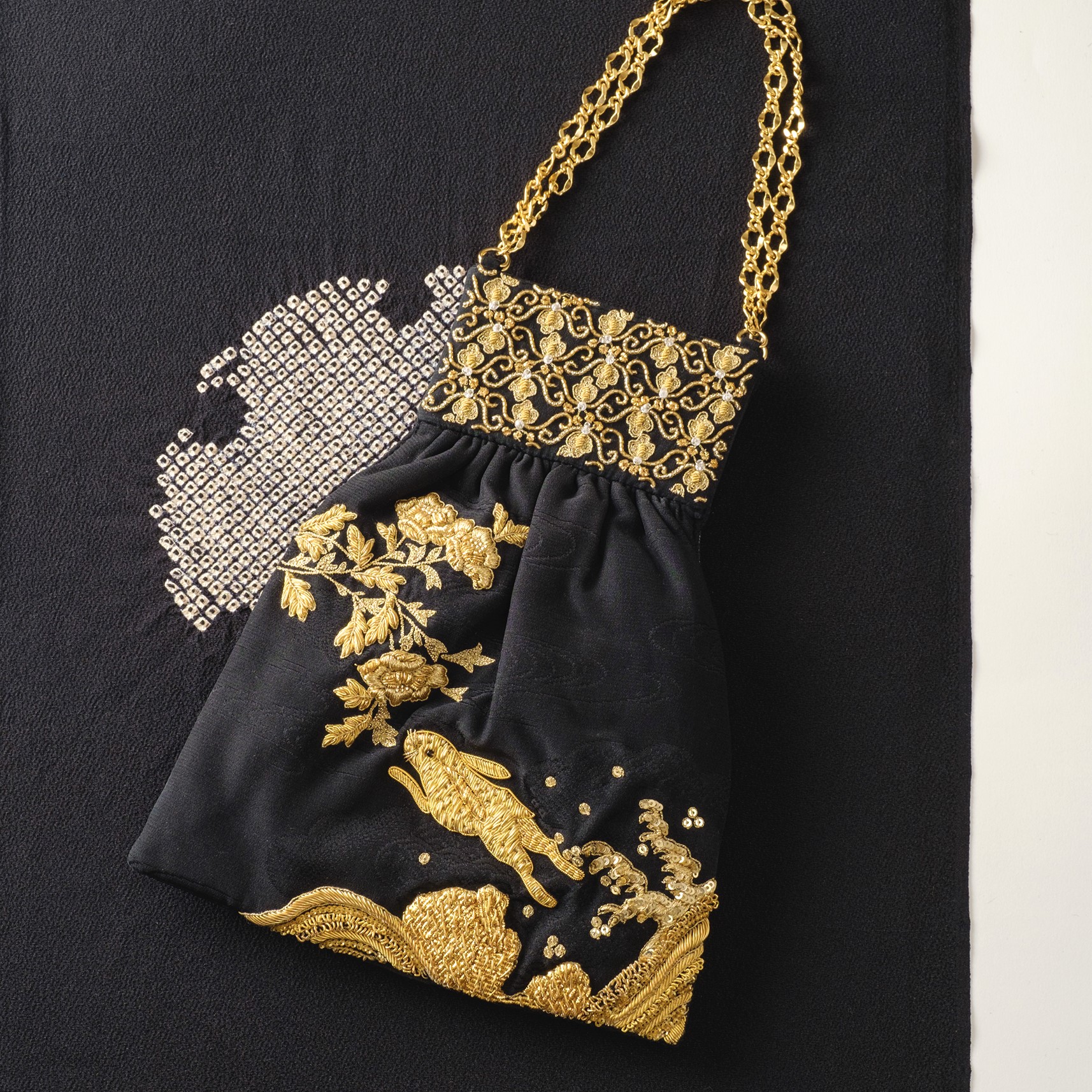 楽天市場】チリア 田川啓二 蒔絵バッグ＜兎＞ : 田川啓二ビーズ刺繍