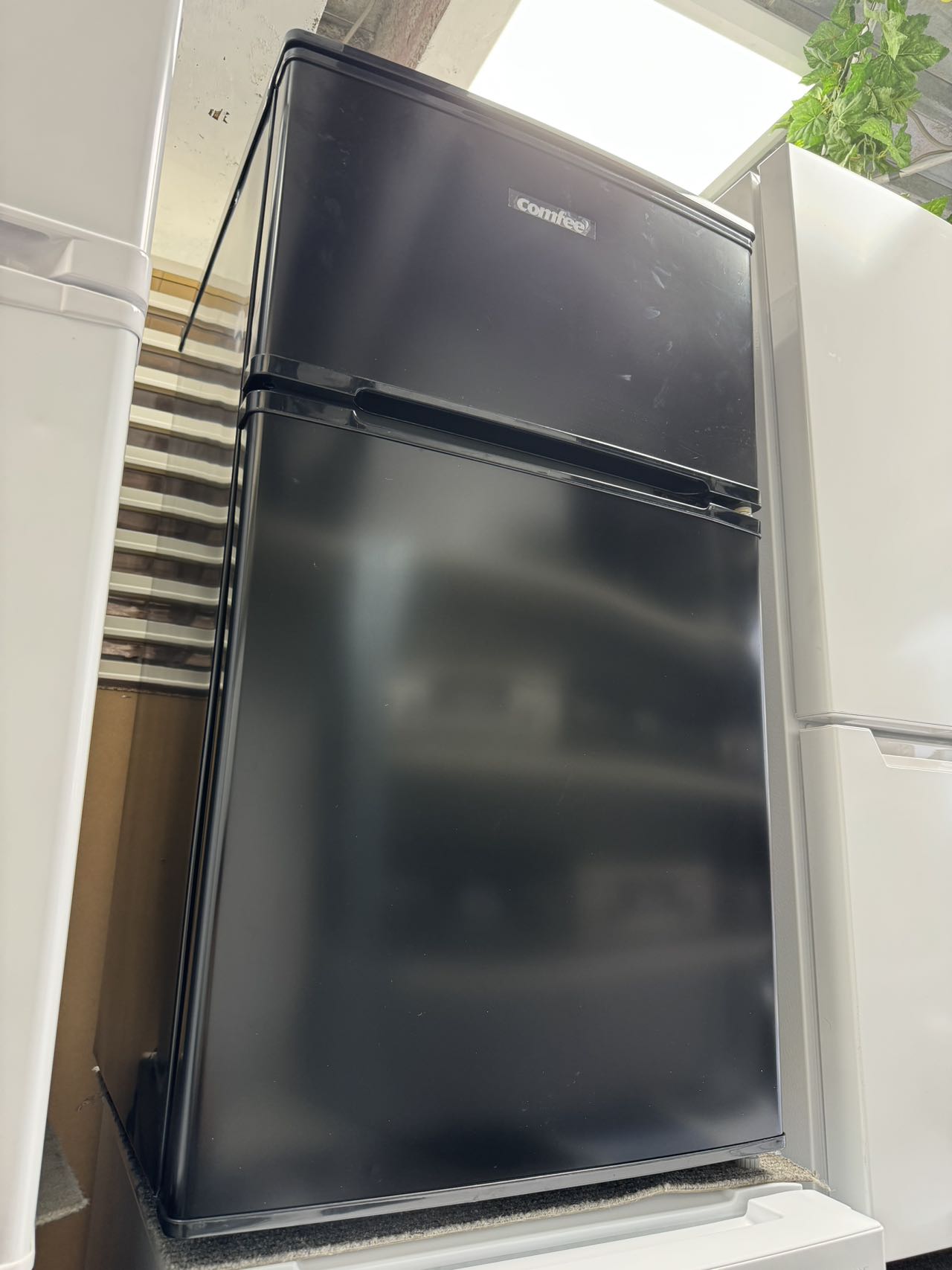 楽天市場】□2024年製 コンフィー(COMFEE') 冷蔵庫 90L 2ドア 右開き