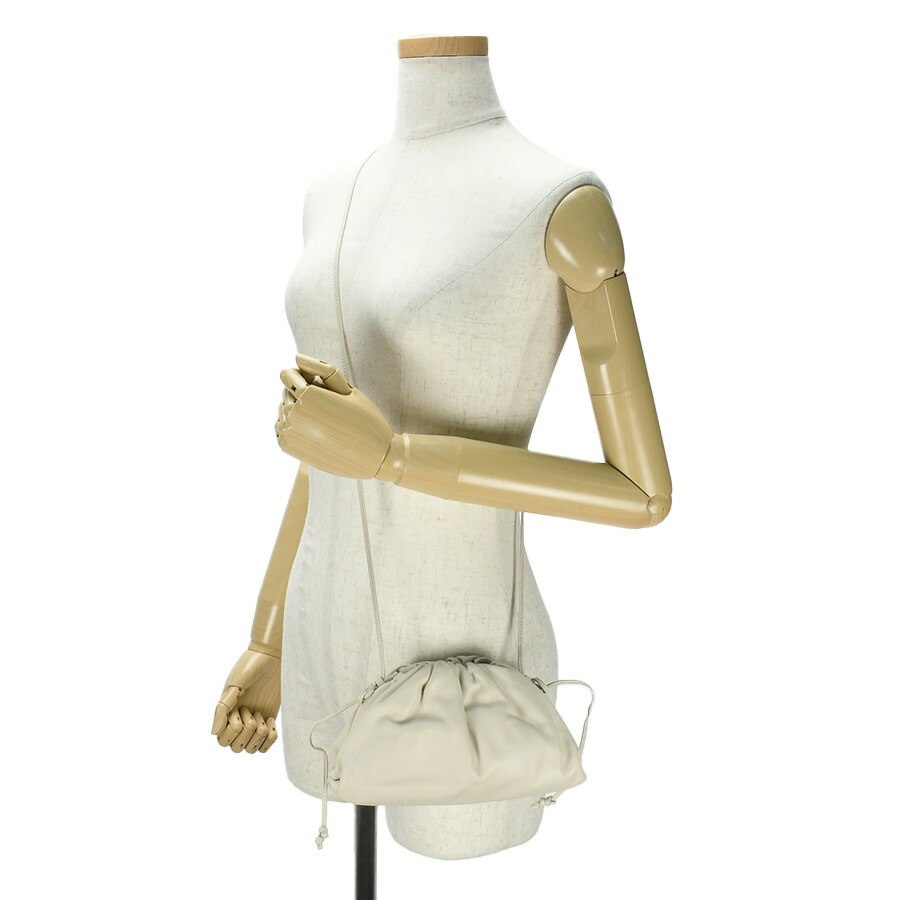 楽天市場】ボッテガヴェネタ BOTTEGA VENETA ミニ ザ ポーチ 585852