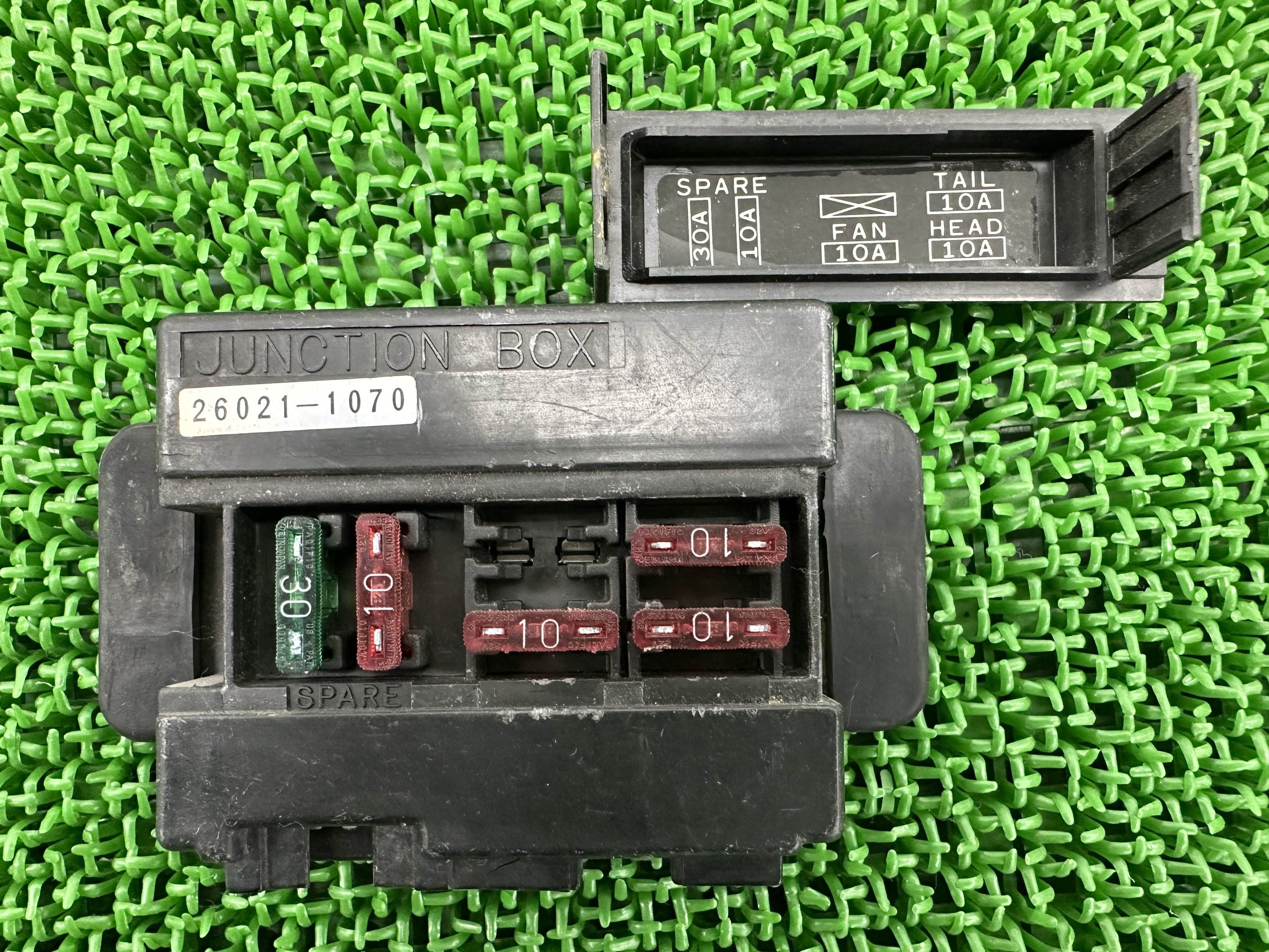 楽天市場】ZZ-R1100 ヒューズボックス カワサキ 純正 バイク 部品