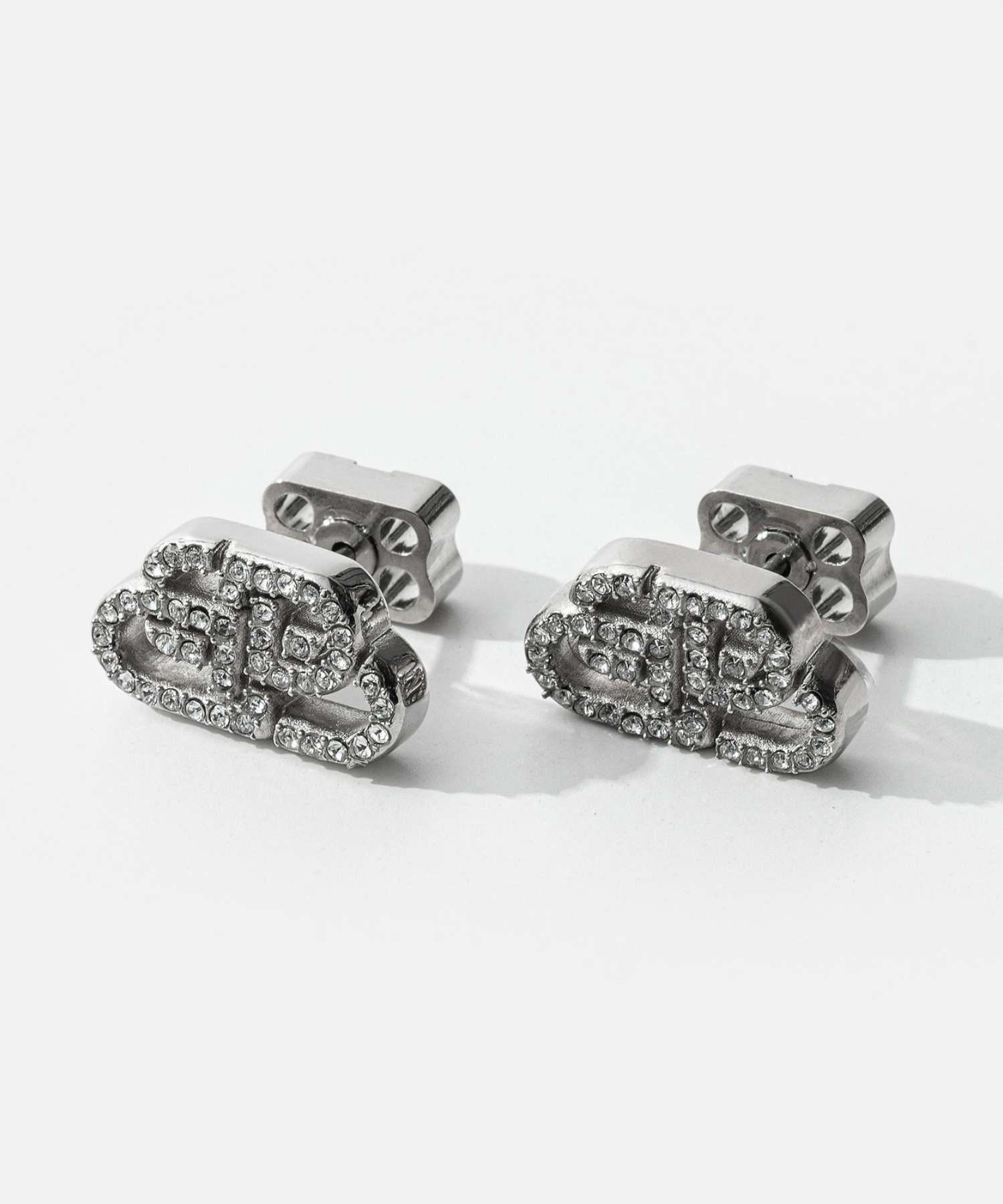 楽天市場】バレンシアガ BALENCIAGA BB XS Stud ピアス 624203 TZ05S