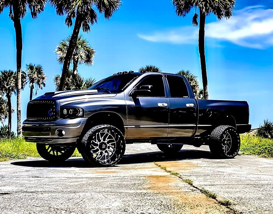 楽天市場】TIS OFFROAD 544MB グロスブラックマシンド 24インチアルミ