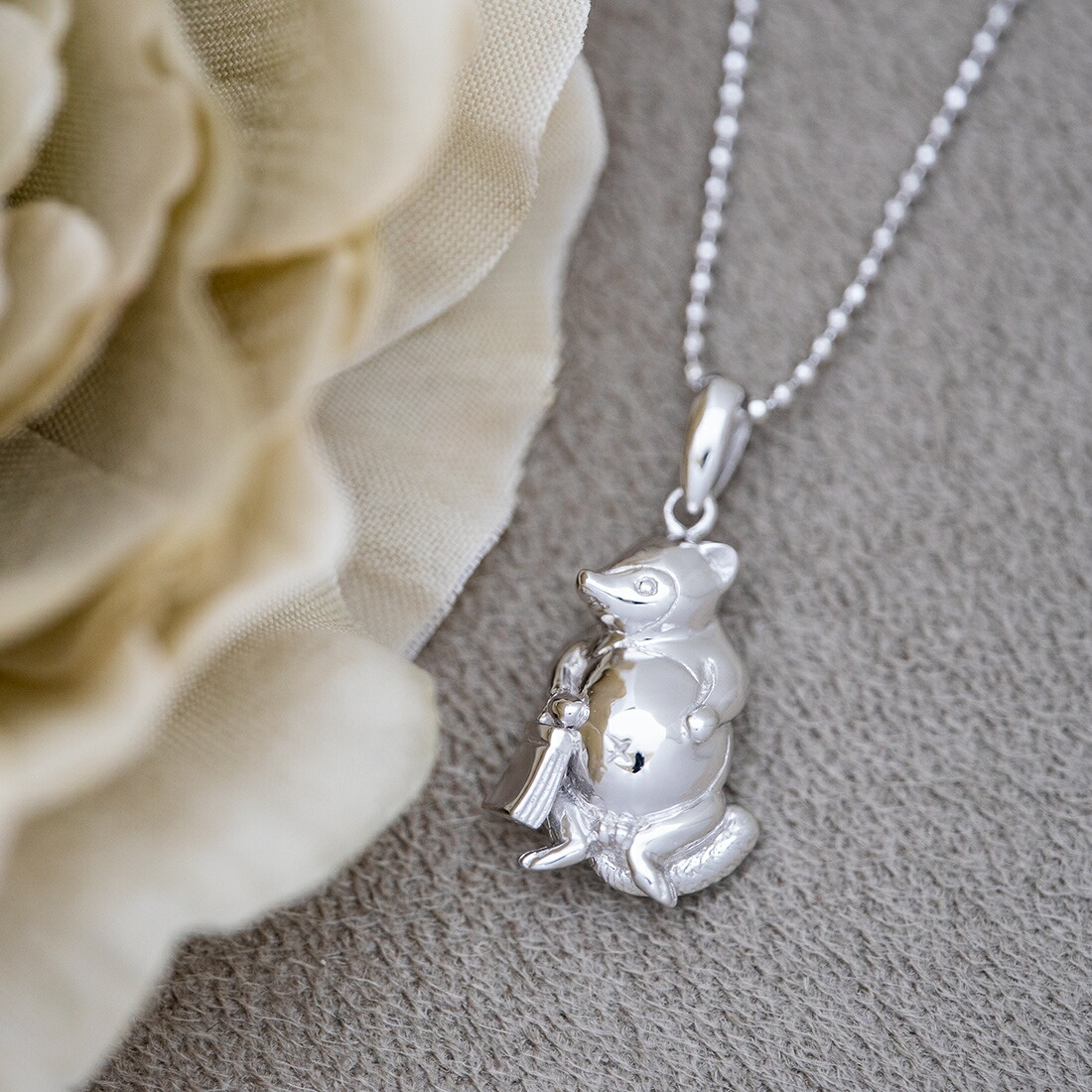 楽天市場】ペンダント たぬきモチーフ シルバー925 カットボール