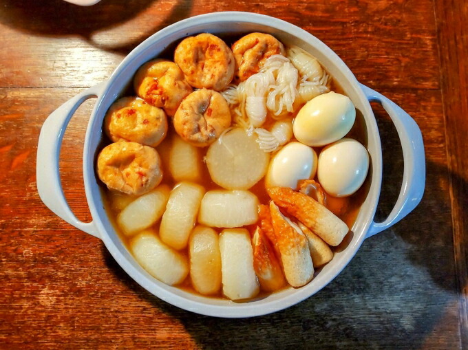 楽天市場】【燕三条製】軽い! ユニロイ (公式ショップ) 鋳物ホーロー鍋