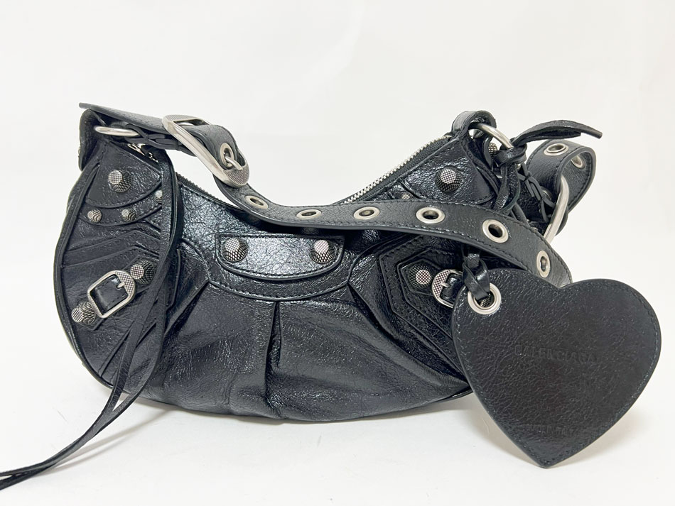 楽天市場】BALENCIAGA バレンシアガ Le Cagole XS ルカゴール