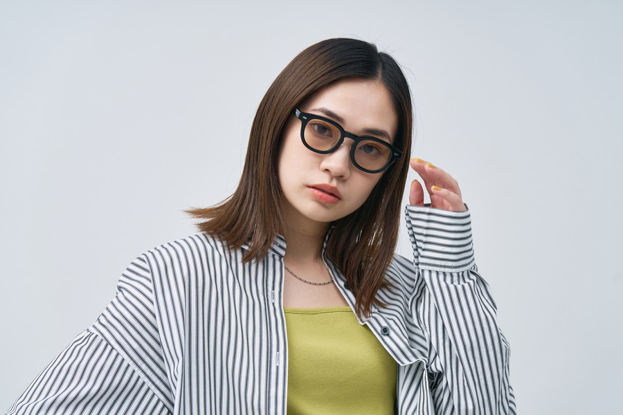 楽天市場】|ウェリントン型 サングラス（ブラック） Zoff AOI IHARA