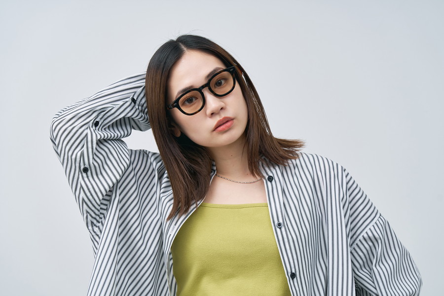 楽天市場】|ウェリントン型 サングラス（ブラウン） Zoff AOI IHARA