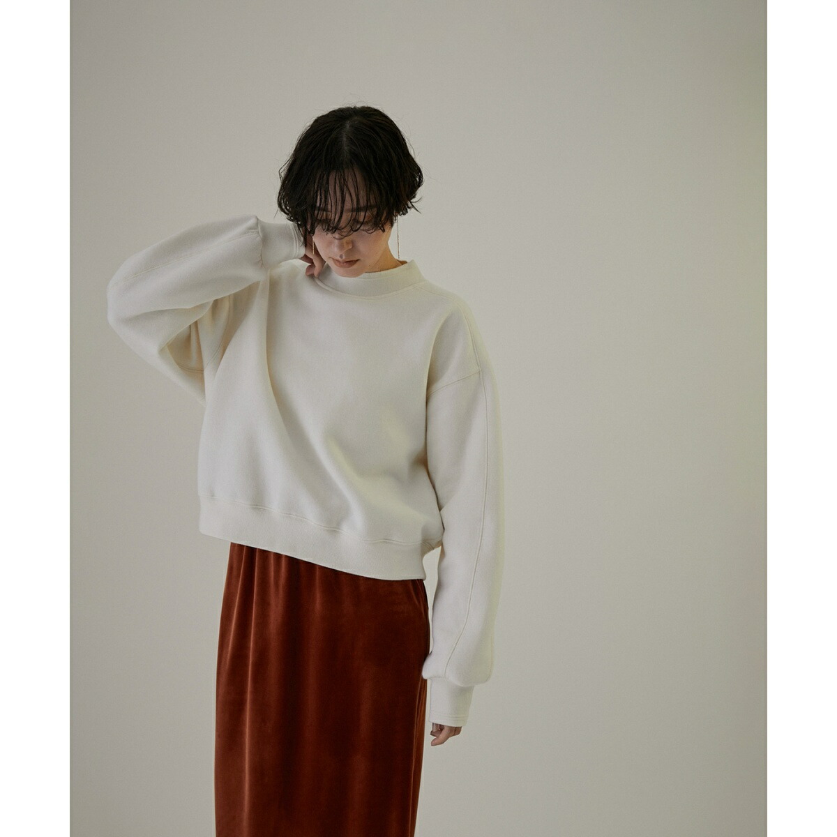 楽天市場】【WEB限定】クロップドスウェットプルオーバー／サロン