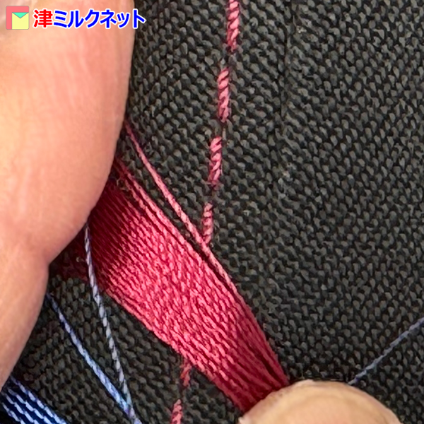 ロードスターND | 純正の赤ステッチカラーに合わせられる？ – 津ミルク