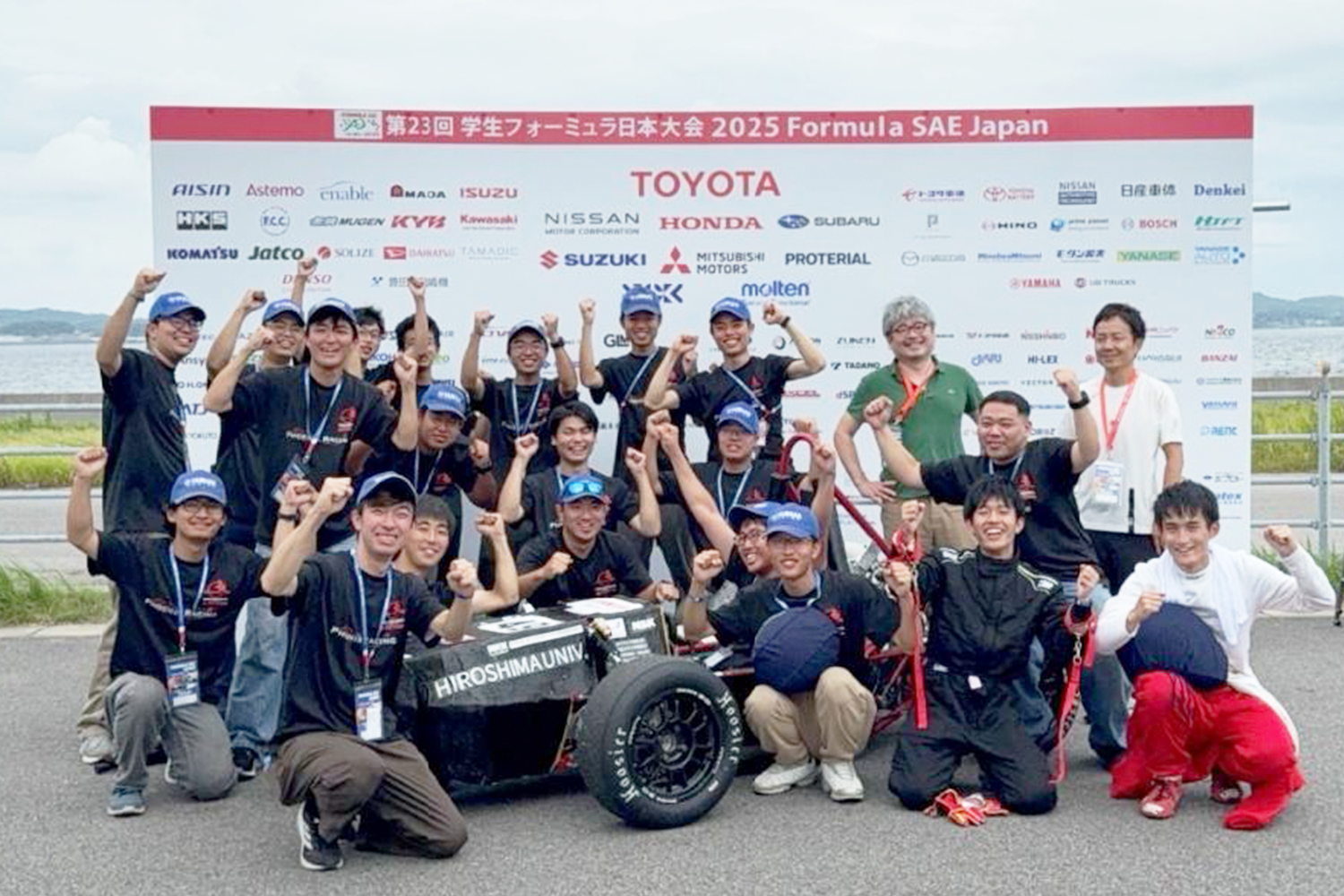 不死鳥」復活の完走〜広島大学 学生フォーミュラ Phoenix Racing