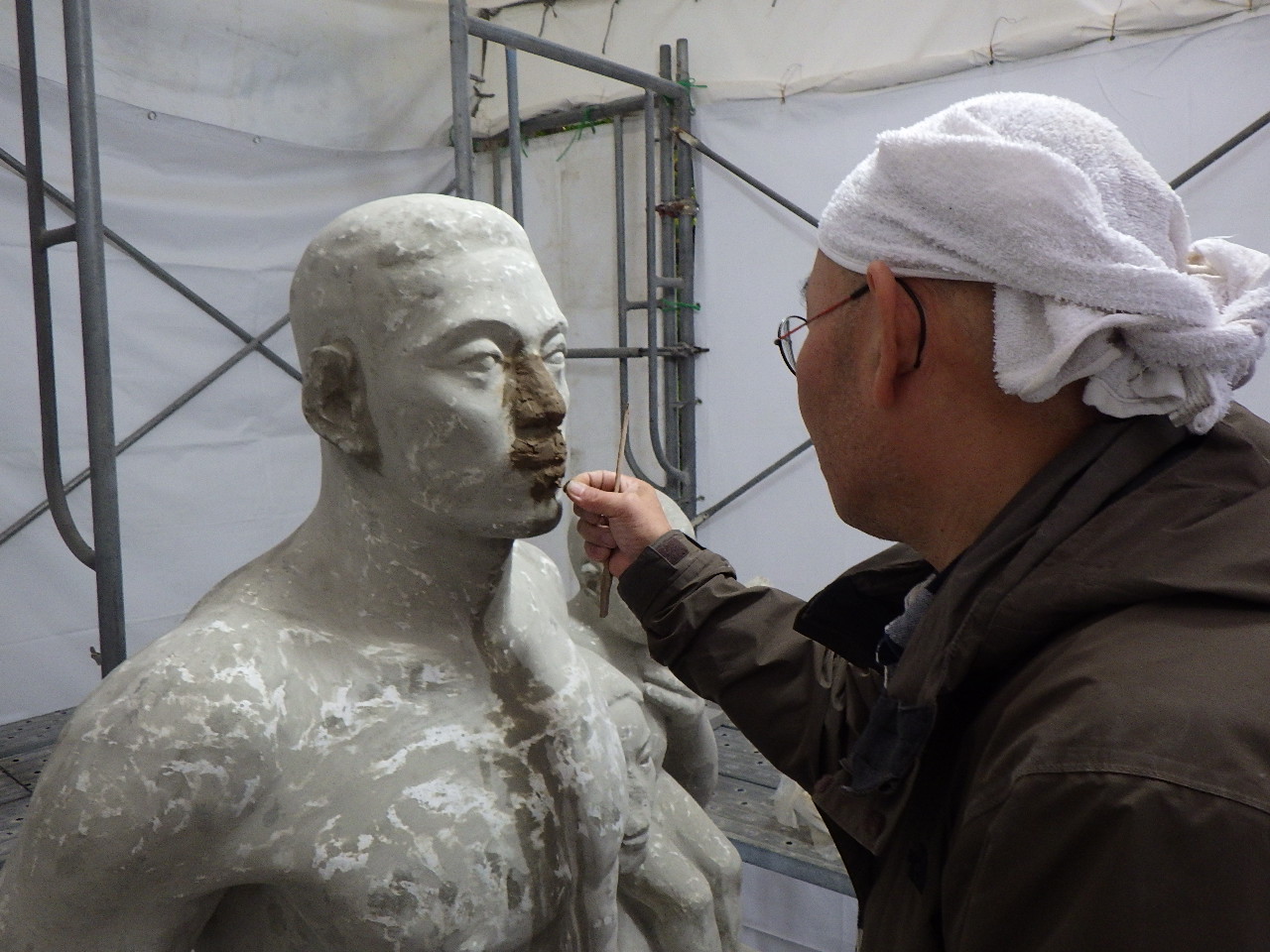 永遠の像補修工事の全容をちょっとだけ公開！ | お知らせ | 月寒公園
