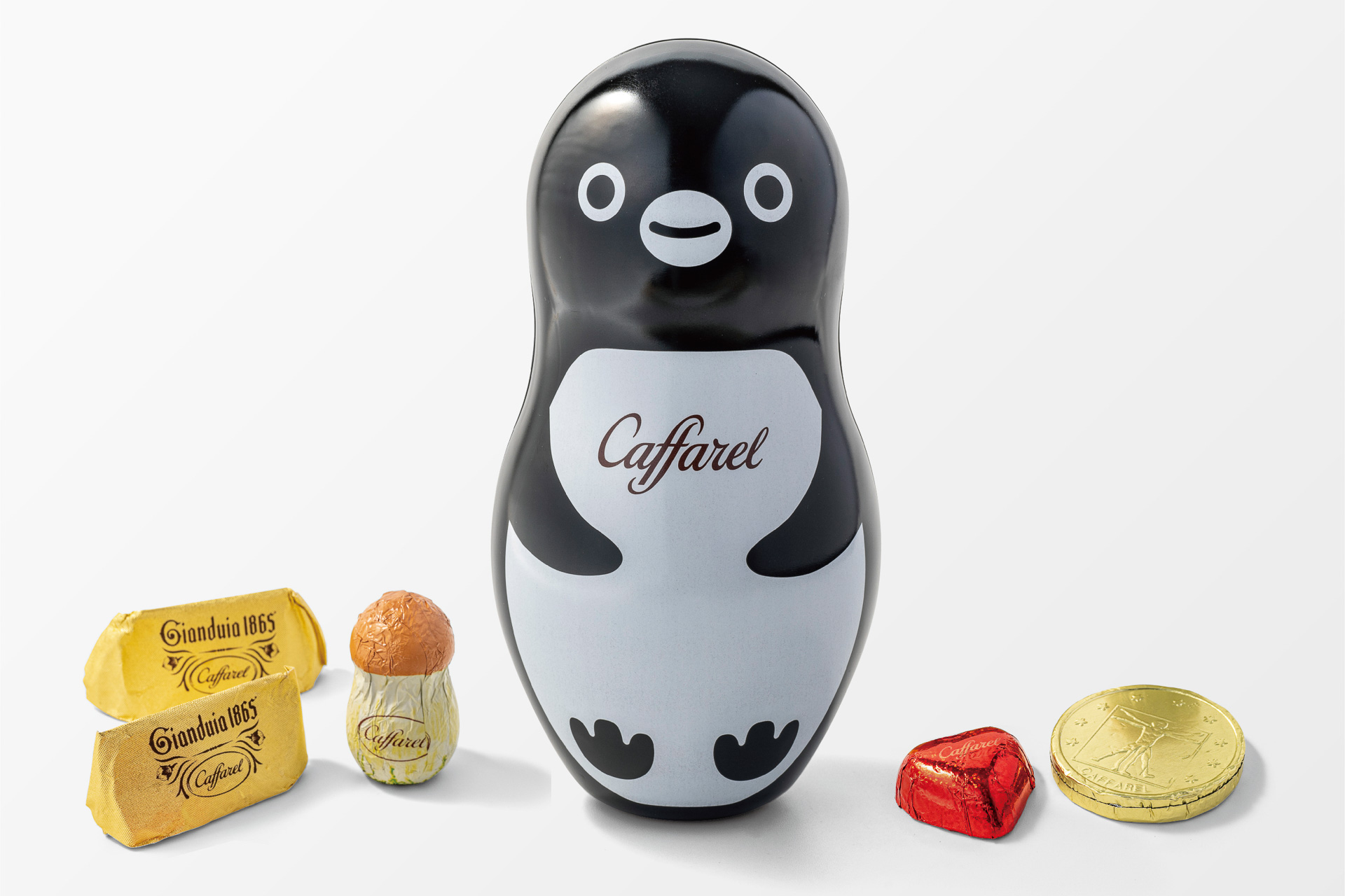 Suicaのペンギン新作グッズ・スイーツが登場。東京駅エキナカ・改札外