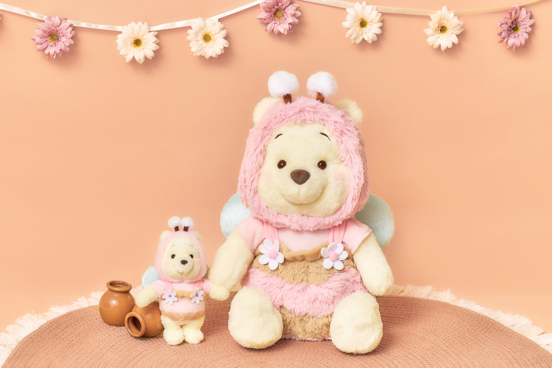 ほわほわピンクなミツバチプーにきゅんっ！ ディズニーストア限定